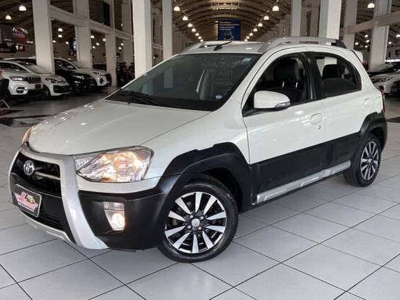 TOYOTA ETIOS CROSS 1.5 16V FLEX 4P AUTOMÁTICO